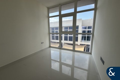 Radhus till försäljning i DAMAC Hills (Akoya by DAMAC), Dubai, UAE 3 sovrum, 155 kvm Nr. 666995 - fotografi 19