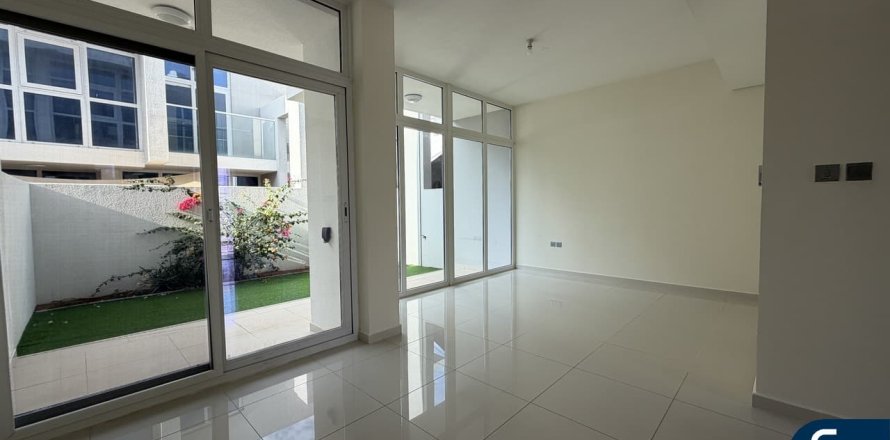 Radhus i DAMAC Hills (Akoya by DAMAC), Dubai, UAE 3 sovrum, 155 kvm Nr. 666995