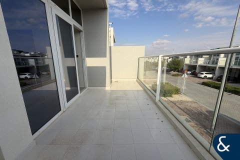 Radhus till försäljning i DAMAC Hills (Akoya by DAMAC), Dubai, UAE 3 sovrum, 155 kvm Nr. 666995 - fotografi 14