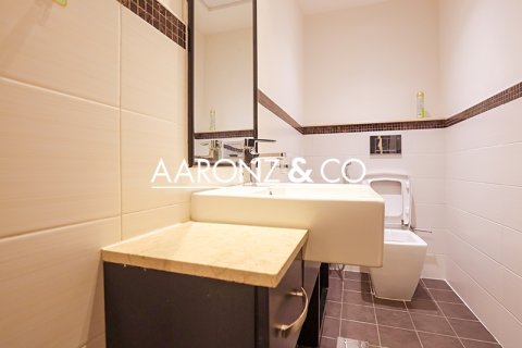 Lägenhet uthyres i Dubai Marina, Dubai, UAE 1 sovrum, 67 kvm Nr. 670499 - fotografi 9