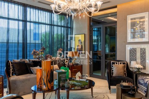 Villa te koop in Jumeirah, Dubai, VAE 5 slaapkamers, 695 vr.m., nr 652945 - foto 7