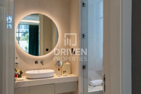 Villa te koop in Jumeirah, Dubai, VAE 5 slaapkamers, 695 vr.m., nr 652945 - foto 16
