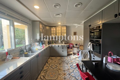 Vila v Meadows, Dubai, SAE 4 ložnice, 380.80939700 m² Č.: 590401 - fotografie 6
