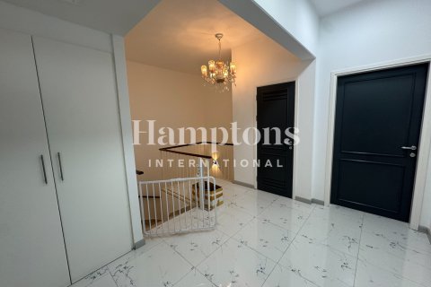 Vila v Meadows, Dubai, SAE 4 ložnice, 380.80939700 m² Č.: 590401 - fotografie 7