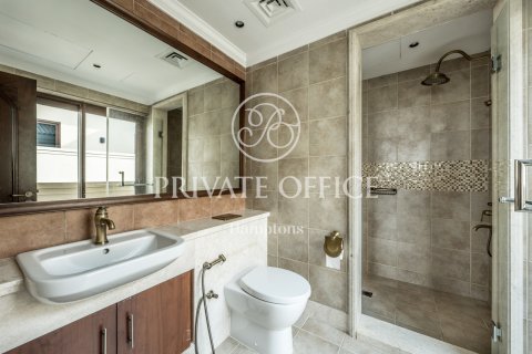 Üürile anda villa asukohaga Jumeirah Golf Estates, Dubai, AÜE: 5 magamistoaga, 690.45509600 m² Nr 590402 - pilt 27