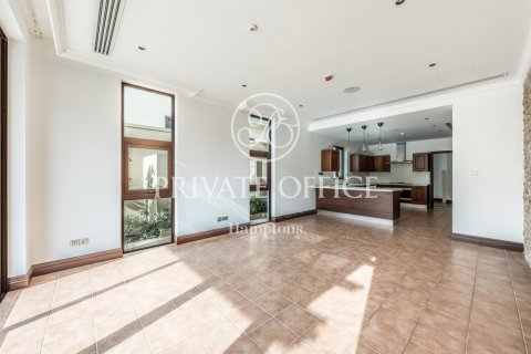 Üürile anda villa asukohaga Jumeirah Golf Estates, Dubai, AÜE: 5 magamistoaga, 690.45509600 m² Nr 590402 - pilt 23