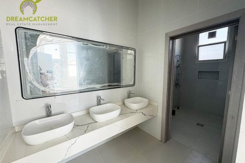 Vila v Al Qusaidat, Ras Al Khaimah, SAE 5 ložnice, 650.1 m² Č.: 588461 - fotografie 21