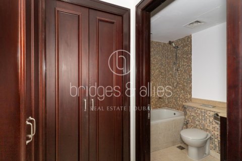 Apartament në Old Town, Dubai, Emiratet e Bashkuara Arabe 1 dhomë gjumi, 87 m2. № 726154 - Foto 12