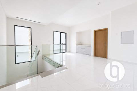 Villa til leie i Al Furjan, Dubai, Emiratene 4 soverom, 52 kvm Nr. 726151 - Foto 9