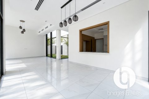 Villa til leie i Al Furjan, Dubai, Emiratene 4 soverom, 52 kvm Nr. 726151 - Foto 3