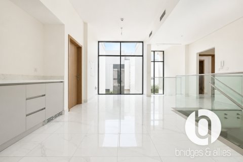 Villa til leie i Al Furjan, Dubai, Emiratene 4 soverom, 52 kvm Nr. 726151 - Foto 8