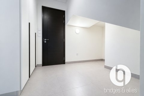 Villa til leie i Al Furjan, Dubai, Emiratene 4 soverom, 52 kvm Nr. 726151 - Foto 22