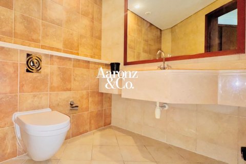 Διαμέρισμα σε Jumeirah Beach Residence, Dubai, ΗΑΕ 3 υπνοδωμάτια, 242 τ.μ. Αρ. 739076 - φωτογραφία 3