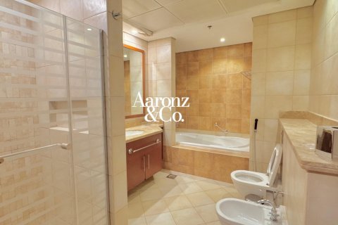 Apartman u gradu Jumeirah Beach Residence, Dubai, UAE 2 spavaće sobe, 181 m2 Br. 739078 - Slika 10