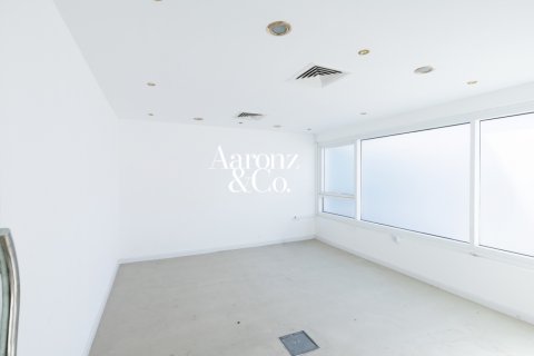 Ured u gradu Al Quoz, Dubai, UAE 106 m2 Br. 739080 - Slika 2