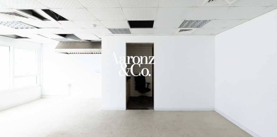 Büroraum in Al Quoz, Dubai, VAE: 106 m2 Nr. 739080