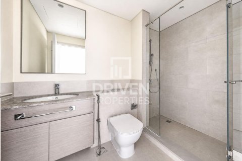 Apartamento para arrendamento em Downtown Dubai (Downtown Burj Dubai), Dubai, EAU 2 quartos, 105.26 m2 № 768148 - foto 15