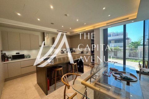 Villa sa Saadiyat Island, Abu Dhabi, UAE 6 silid-tulugan, 809.93 sq.m. № 741268 - larawan 3