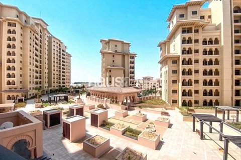 Apartmen di Jumeirah Golf Estates, Dubai, UAE 2 bilik tidur, 134 meter persegi № 626125 - foto 3