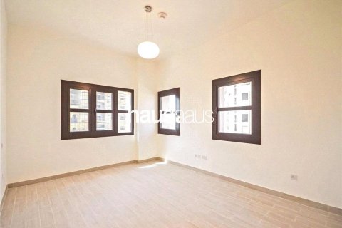 Apartmen di Jumeirah Golf Estates, Dubai, UAE 2 bilik tidur, 134 meter persegi № 626125 - foto 9