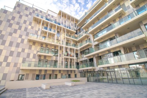 Dupleks në Al Raha Beach, Abu Dhabi, Emiratet e Bashkuara Arabe 2 dhoma gjumi, 94 m2. № 716329 - Foto 2