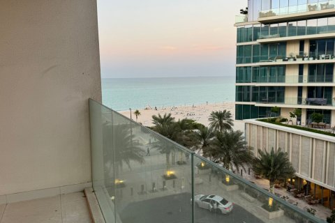 Appartamento in vendita a Saadiyat Island, Abu Dhabi, EAU 2 camere da letto, 214 mq. № 716331 - foto 8