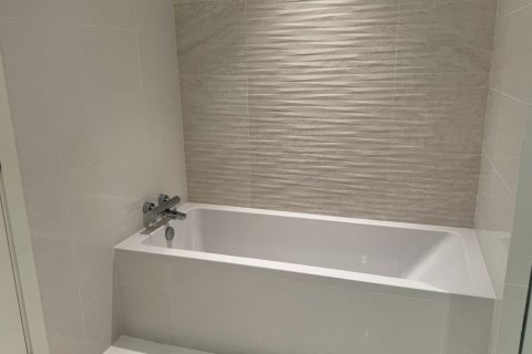 Appartamento in vendita a Saadiyat Island, Abu Dhabi, EAU 2 camere da letto, 214 mq. № 716331 - foto 5