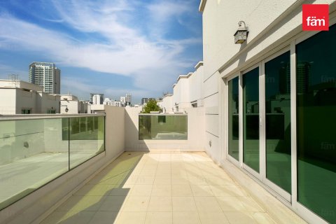 Villa til leie i Dubai, Emiratene 4 soverom, 501.5 kvm Nr. 700000 - Foto 19