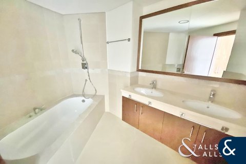 Müüa korter asukohaga Downtown Dubai (Downtown Burj Dubai), AÜE: 3 magamistoaga, 169 m² Nr 698387 - pilt 11