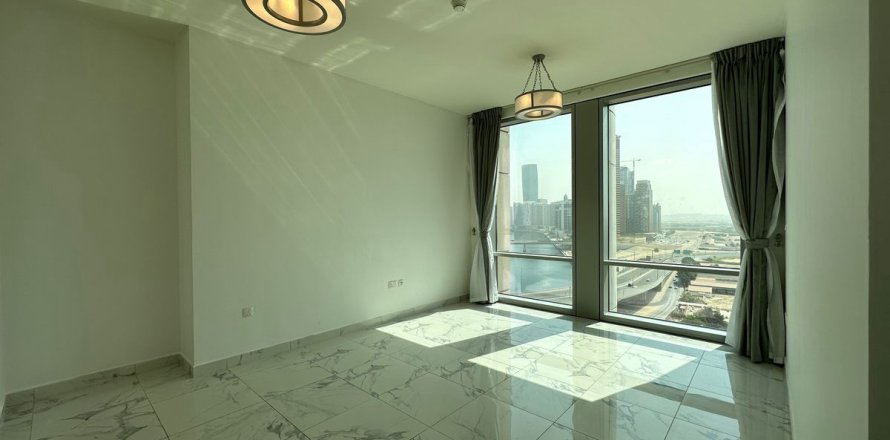 Business Bay, Dubai, संयुक्त अरब अमीरात में अपार्टमेंट, 2 बेडरूम, 126.2 वर्ग मीटर, संख्या 718535