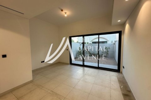 Townhouse in Al Salam Street, Abu Dhabi, UAE 3 bedrooms, 147 sq.m. № 604719 - photo 3