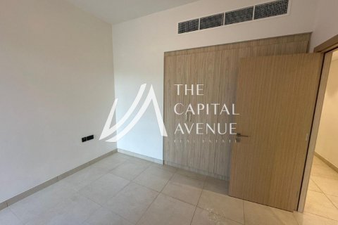 Townhouse in Al Salam Street, Abu Dhabi, UAE 3 bedrooms, 147 sq.m. № 604719 - photo 14