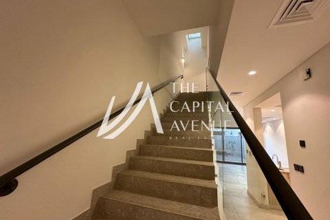 Townhouse in Al Salam Street, Abu Dhabi, UAE 3 bedrooms, 147 sq.m. № 604719 - photo 7