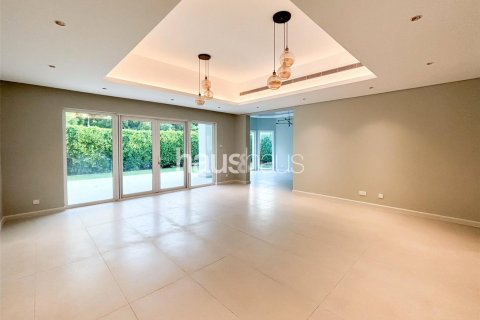 Müüa ridamaja asukohaga Motor City, Dubai, AÜE: 3 magamistoaga, 400 m² Nr 625341 - pilt 5