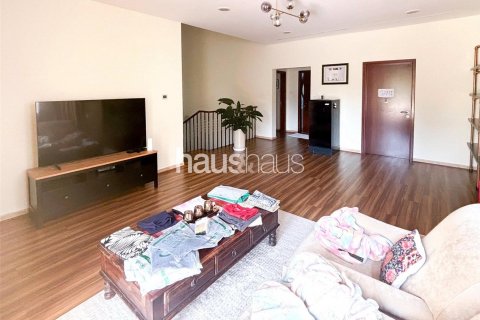 Müüa ridamaja asukohaga Motor City, Dubai, AÜE: 3 magamistoaga, 400 m² Nr 625341 - pilt 7