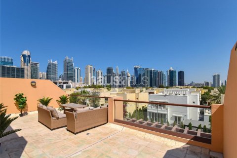 阿联酋 Dubai Jumeirah Islands 待售 : 4 卧, 216 平方米 , 编号625339 - 照片 1
