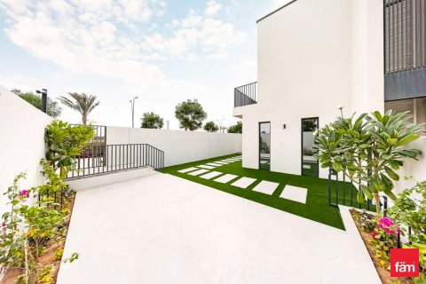 Kuća u nizu u Dubai, UAE 4 spavaćih soba, 317.3 m2 Br. 694264 - fotografija 3