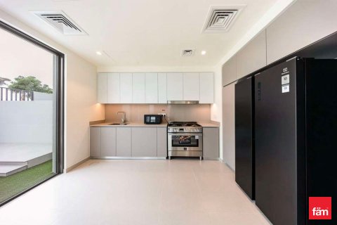 Kuća u nizu u Dubai, UAE 4 spavaćih soba, 317.3 m2 Br. 694264 - fotografija 19