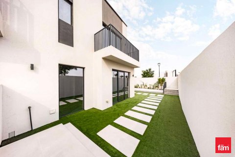 Kuća u nizu u Dubai, UAE 4 spavaćih soba, 317.3 m2 Br. 694264 - fotografija 2