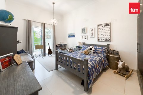 Villa Al Barsha, Dubaijā, AAE 4 istabas, 435.2 m2 Nr. 694265 - attēls 17