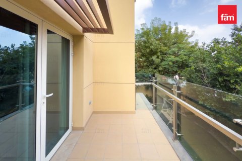 Villa Al Barsha, Dubaijā, AAE 4 istabas, 435.2 m2 Nr. 694265 - attēls 3