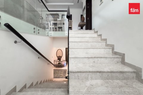 Villa Al Barsha, Dubaijā, AAE 4 istabas, 435.2 m2 Nr. 694265 - attēls 10