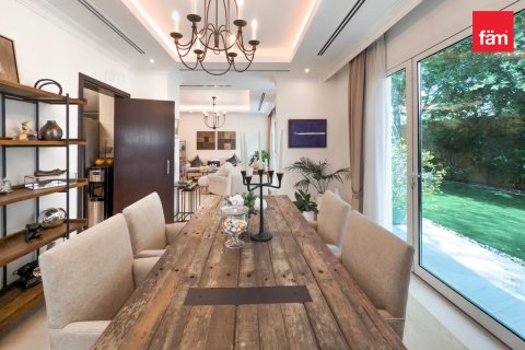 Villa Al Barsha, Dubaijā, AAE 4 istabas, 435.2 m2 Nr. 694265 - attēls 27