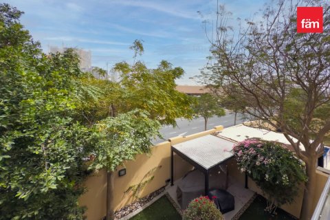 Villa Al Barsha, Dubaijā, AAE 4 istabas, 435.2 m2 Nr. 694265 - attēls 2