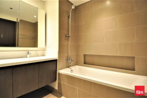 Apartmen di Dubai, UAE 2 bilik tidur, 112.6 meter persegi № 706117 - foto 11