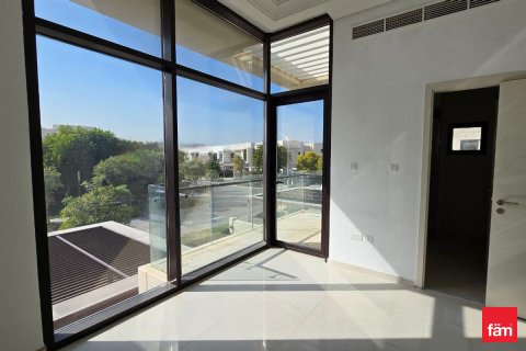 Villa in Dubai, UAE 3 bedrooms, 253.1 sq.m. № 708473 - photo 12