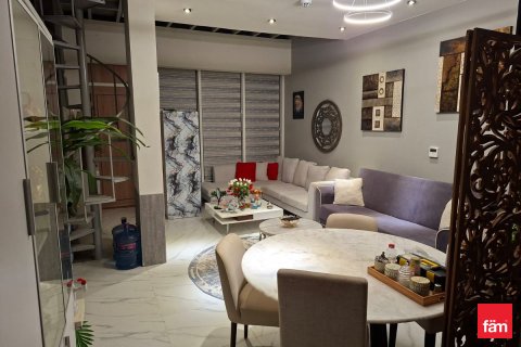 Townhouse in Dubai, UAE 1 bedroom, 52.9 sq.m. № 706114