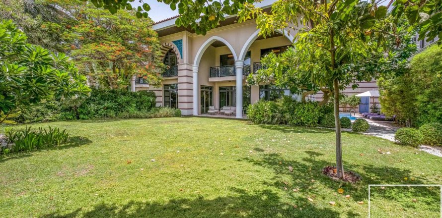ویلا در Palm Jumeirah، Dubai ، امارات متحده عربی 5 خوابه ، 412.77 متر مربع.  شماره 761201