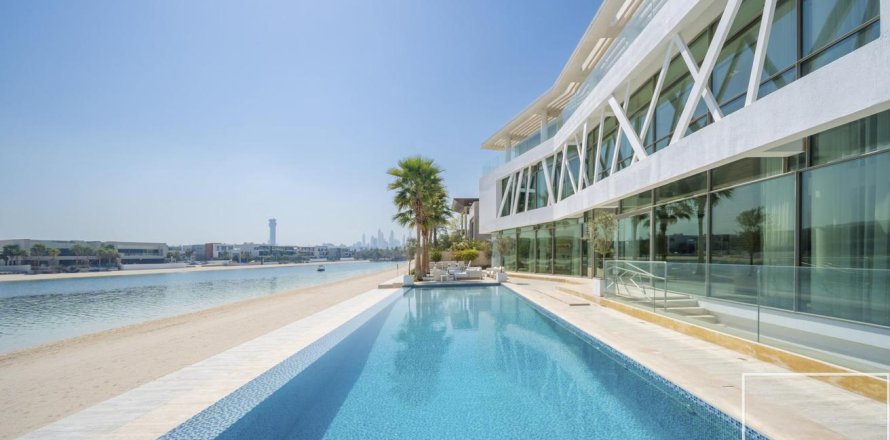 Vilë në Palm Jumeirah, Dubai, Emiratet e Bashkuara Arabe 1552 m2. № 680778