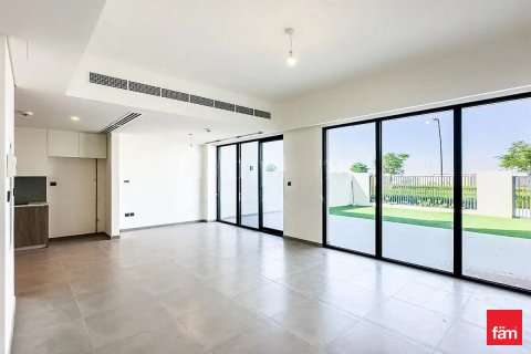 Dubai、UAEにあるタウンハウス 3ベッドルーム、174 m2 No694228